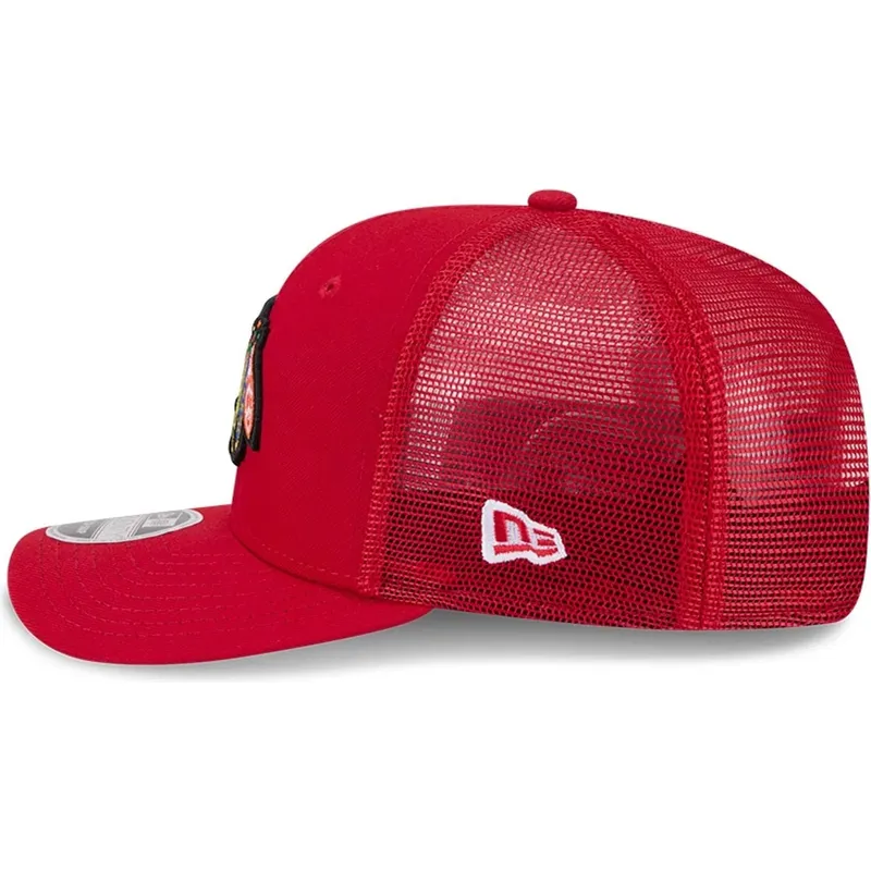 mutsid-kumer-punane-snapback-9seventy-stretch-snap-eg-chicago-blackhawks-nhl-new-era mutsid-kumer-punane-snapback-9seventy-stretch-snap-eg-chicago-blackhawks-nhl-new-era