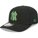 new-era-curved-brim-9seventy-stretch-snap-saint-patrick-s-day-new-york-yankees-mlb-black-snapback-cap