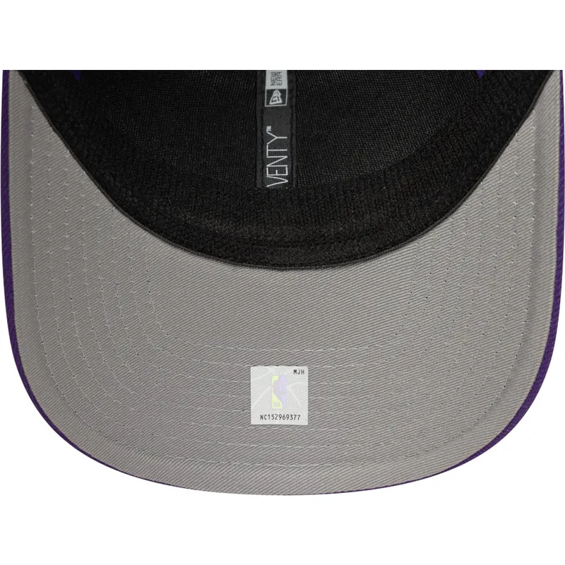 mutsid-kumer-violetne-snapback-9seventy-stretch-snap-eg-los-angeles-lakers-nba-new-era