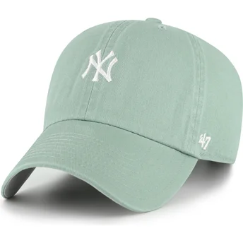 47 Brand Curved Brim Clean Up Base Runner New York Yankees MLB Green Adjustable Cap