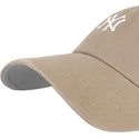 mutsid-kumer-pruun-reguleeritav-clean-up-base-runner-new-york-yankees-mlb-47-brand