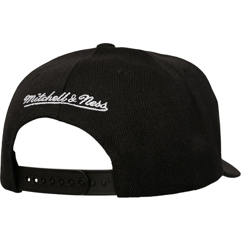 cap-kumer-black-snapback-busted-pro-vancouver-grizzlies-nba-mitchell-ness