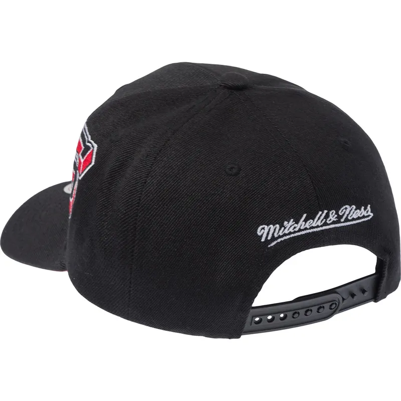 cap-kumer-black-snapback-hyper-type-pro-chicago-bulls-nba-mitchell-ness