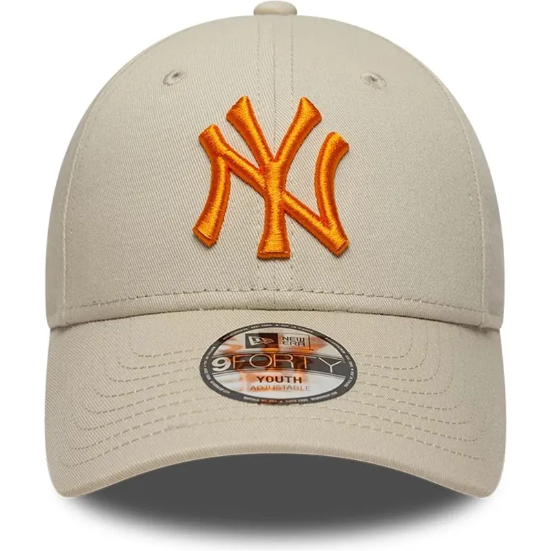 cap-kumer-beige-adjustable-strap-lastele-9forty-league-essential-new-york-yankees-mlb-new-era