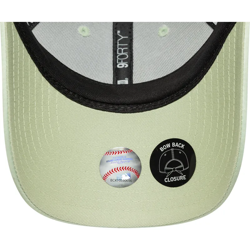 cap-kumer-green-adjustable-strap-9forty-bow-back-satin-los-angeles-dodgers-mlb-new-era