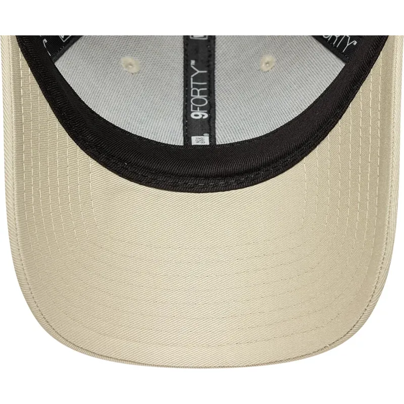 mutsid-kumer-beez-reguleeritav-9forty-beaded-new-era