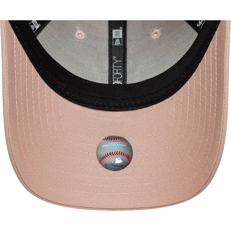 mutsid-kumer-roosa-reguleeritav-9forty-league-essential-new-york-yankees-mlb-new-era mutsid-kumer-roosa-reguleeritav-9forty-league-essential-new-york-yankees-mlb-new-era