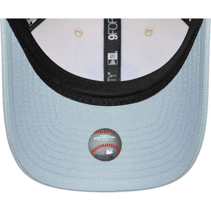 mutsid-kumer-beez-snapback-9forty-m-crown-side-script-new-york-yankees-mlb-new-era