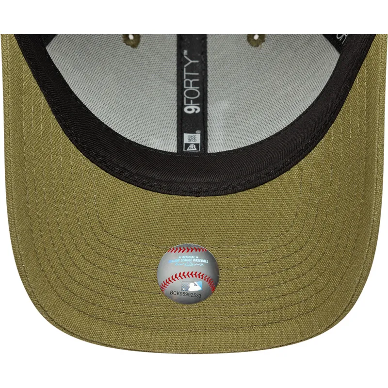 mutsid-kumer-roheline-snapback-9forty-m-crown-linen-los-angeles-dodgers-mlb-new-era