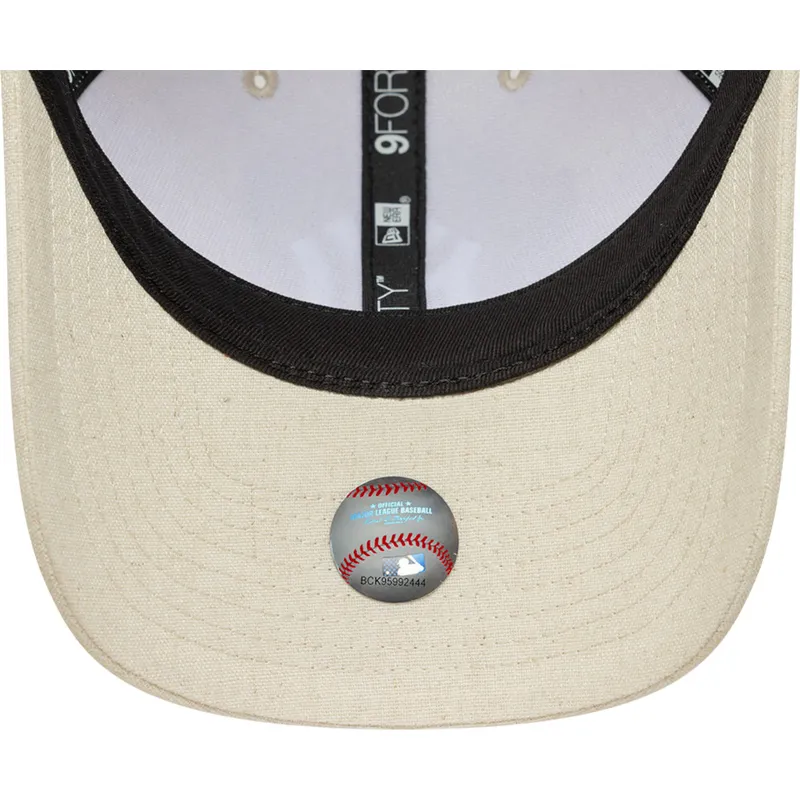 mutsid-kumer-beez-snapback-9forty-m-crown-linen-new-york-yankees-mlb-new-era