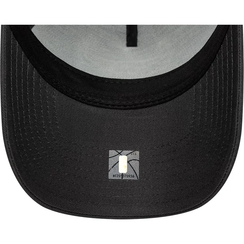 mutsid-kumer-must-snapback-a-frame-outline-chicago-bulls-nba-new-era mutsid-kumer-must-snapback-a-frame-outline-chicago-bulls-nba-new-era