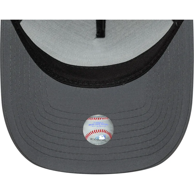 mutsid-kumer-hall-snapback-a-frame-sport-new-york-yankees-mlb-new-era