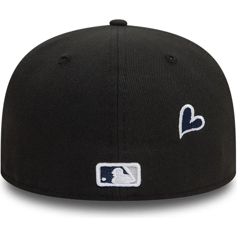 new-era-flat-brim-59fifty-heart-icon-new-york-yankees-mlb-black-fitted-cap