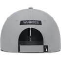 mutsid-kumer-hall-reguleeritav-primetime-club-structured-uv-poly-ripstop-new-york-yankees-mlb-nike