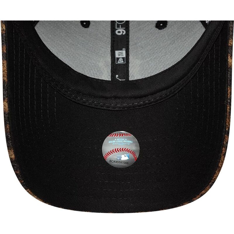 mutsid-kumer-leopard-reguleeritav-9forty-leopard-cosy-new-york-yankees-mlb-new-era