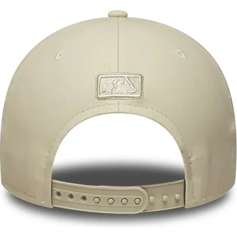 mutsid-kumer-beez-snapback-9forty-m-crown-pu-diamante-los-angeles-dodgers-mlb-new-era mutsid-kumer-beez-snapback-9forty-m-crown-pu-diamante-los-angeles-dodgers-mlb-new-era