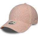 mutsid-kumer-roosa-snapback-rosa-9forty-m-crown-winter-borg-new-york-yankees-mlb-new-era
