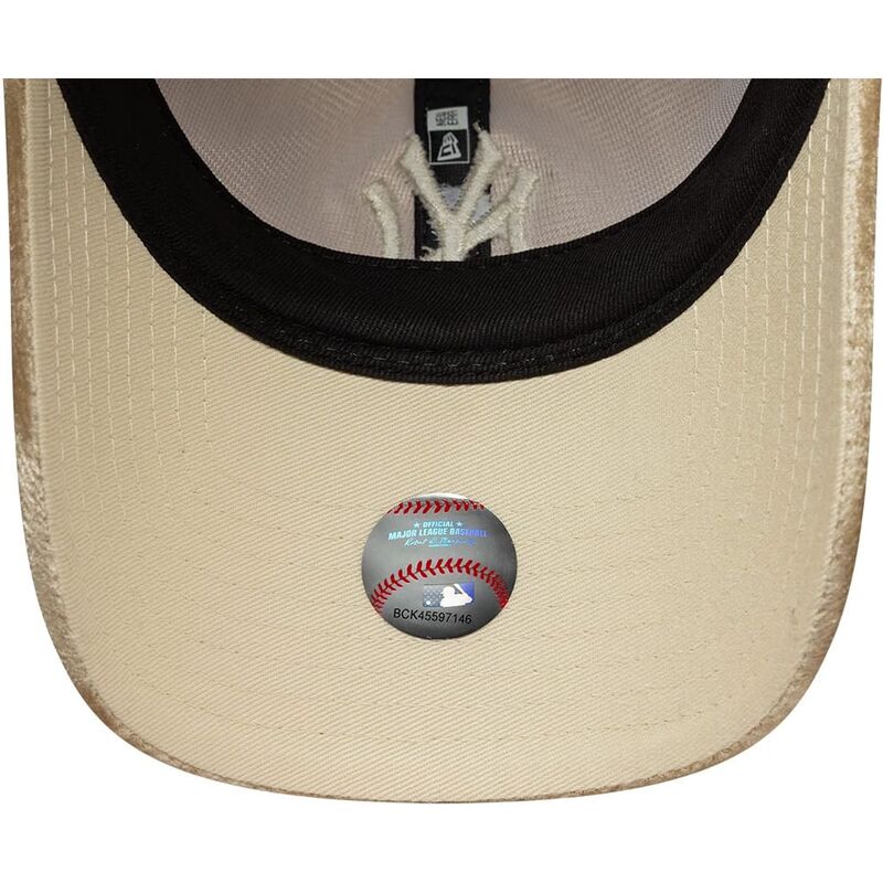 mutsid-kumer-beez-reguleeritav-9twenty-velour-new-york-yankees-mlb-new-era
