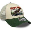 mutsid-kumer-roheline-snapback-9forty-m-crown-a-frame-graphic-new-era