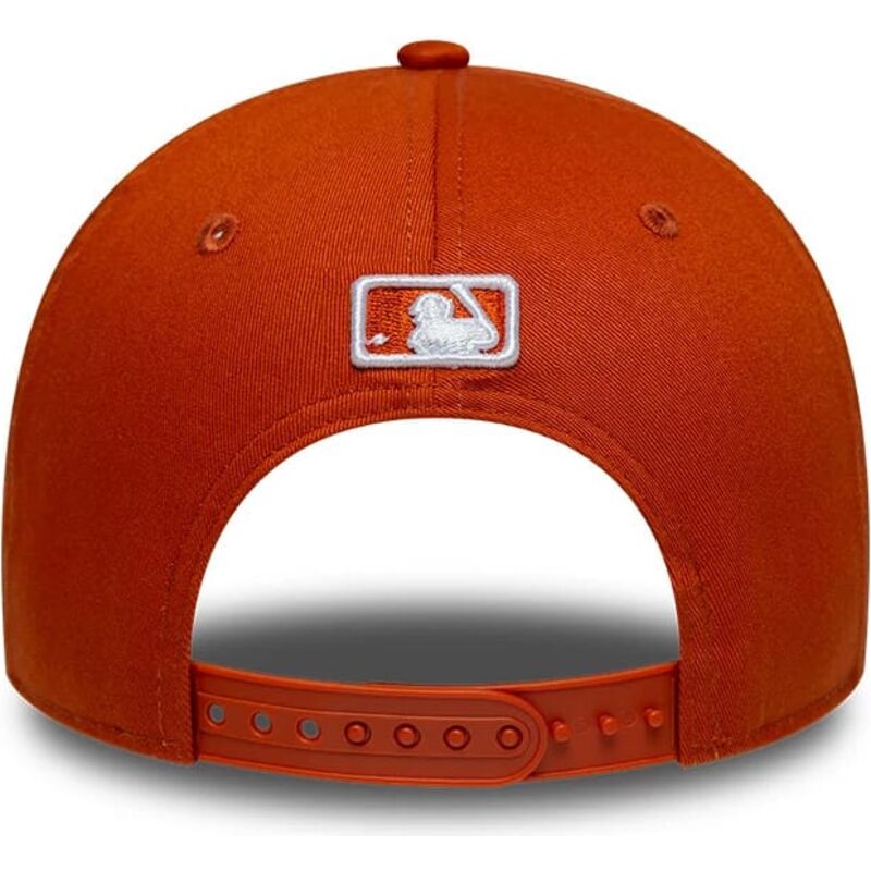 mutsid-kumer-oranz-snapback-9forty-m-crown-new-york-yankees-mlb-new-era