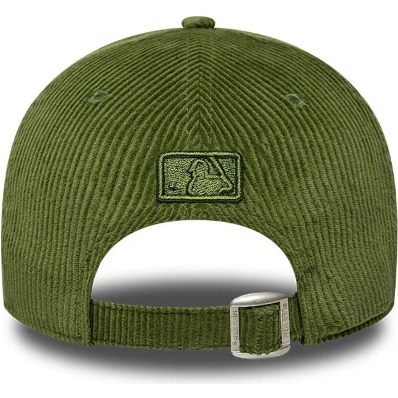 mutsid-kumer-roheline-reguleeritav-9forty-m-crown-cord-new-york-yankees-mlb-new-era