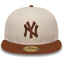 mutsid-lame-pruun-liibuv-59fifty-league-essential-new-york-yankees-mlb-new-era
