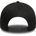 mutsid-kumer-must-snapback-dorado-e-frame-metallic-outline-new-york-yankees-mlb-new-era