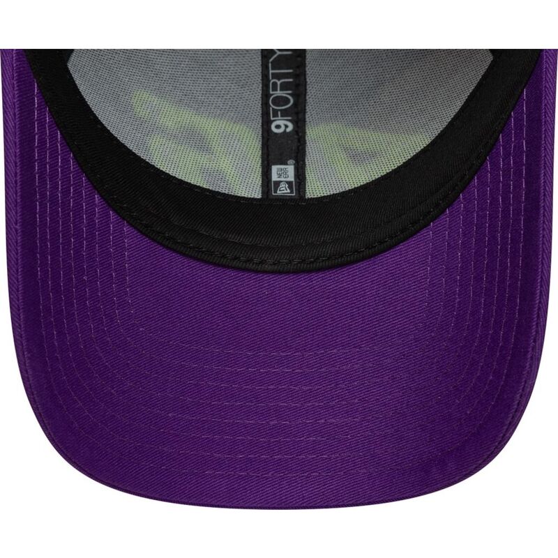 mutsid-kumer-violetne-reguleeritav-9forty-wordmark-valentino-rossi-vr46-motogp-new-era