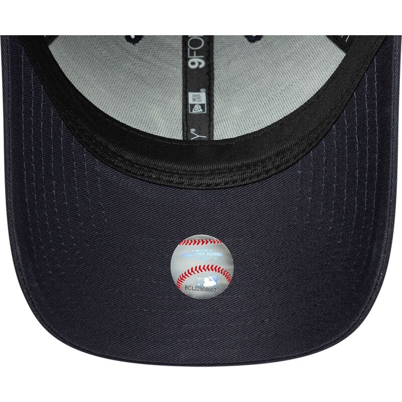 mutsid-kumer-meresinine-reguleeritav-9forty-outdoor-icon-new-york-yankees-mlb-new-era