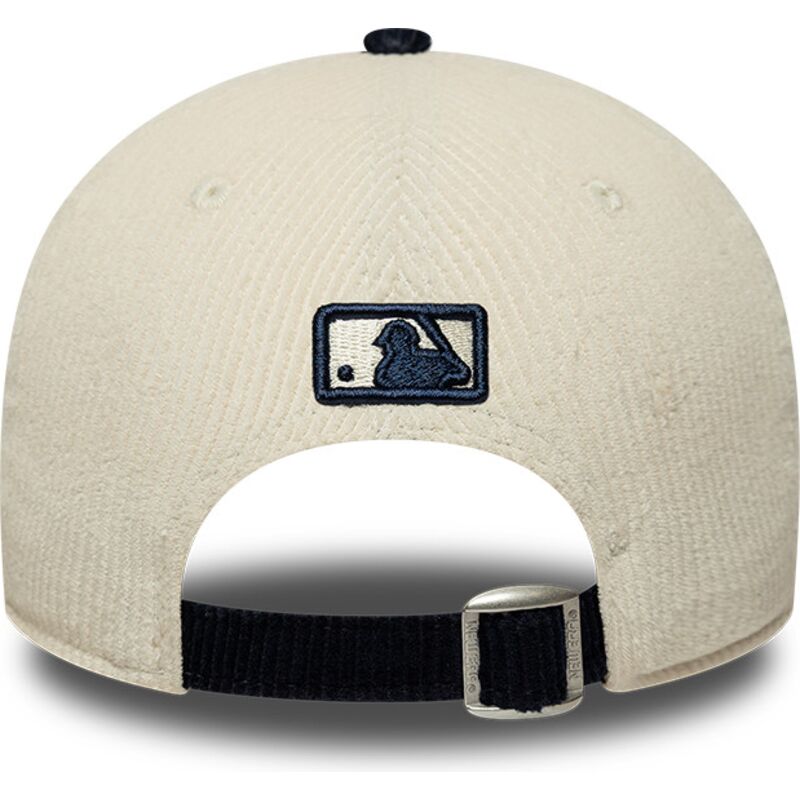 mutsid-kumer-beez-reguleeritav-9forty-m-crown-cord-new-york-yankees-mlb-new-era mutsid-kumer-beez-reguleeritav-9forty-m-crown-cord-new-york-yankees-mlb-new-era