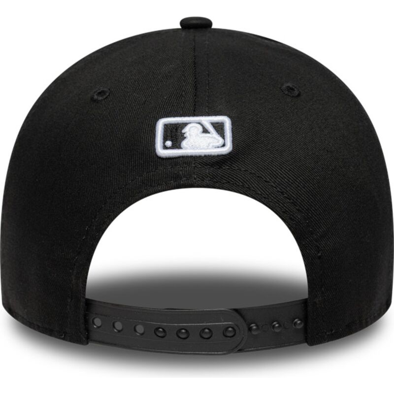 mutsid-kumer-must-snapback-9forty-m-crown-new-york-yankees-mlb-new-era