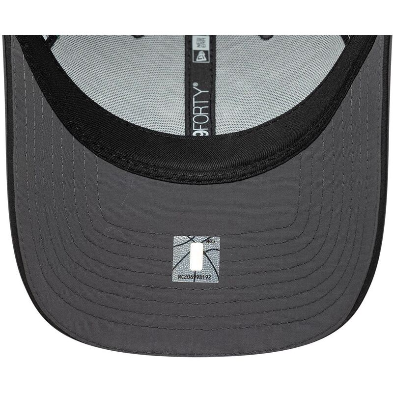 mutsid-kumer-hall-reguleeritav-9forty-recycled-chicago-bulls-nba-new-era