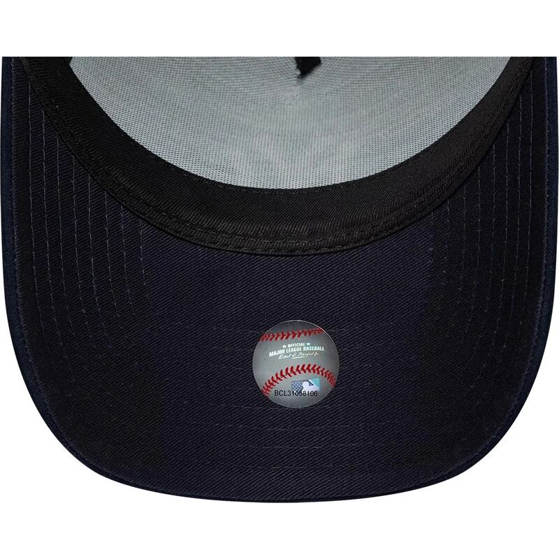 mutsid-kumer-roheline-snapback-9forty-e-frame-suede-visor-new-york-yankees-mlb-new-era