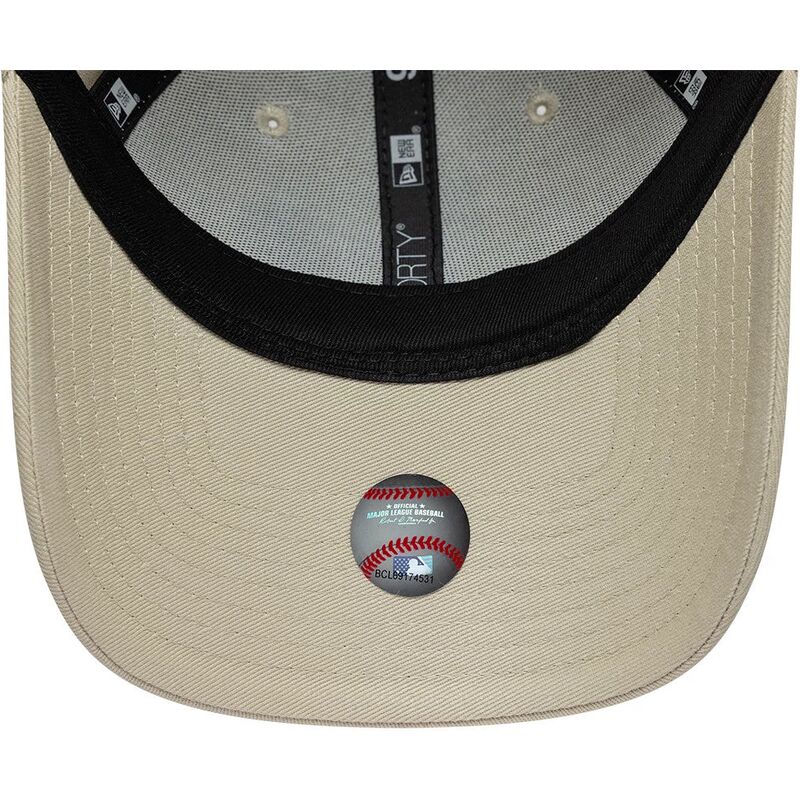 mutsid-kumer-beez-reguleeritav-9forty-fruit-icon-strawberry-new-york-yankees-mlb-new-era
