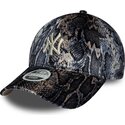mutsid-kumer-mitmevarviline-reguleeritav-9forty-snake-print-new-york-yankees-mlb-new-era