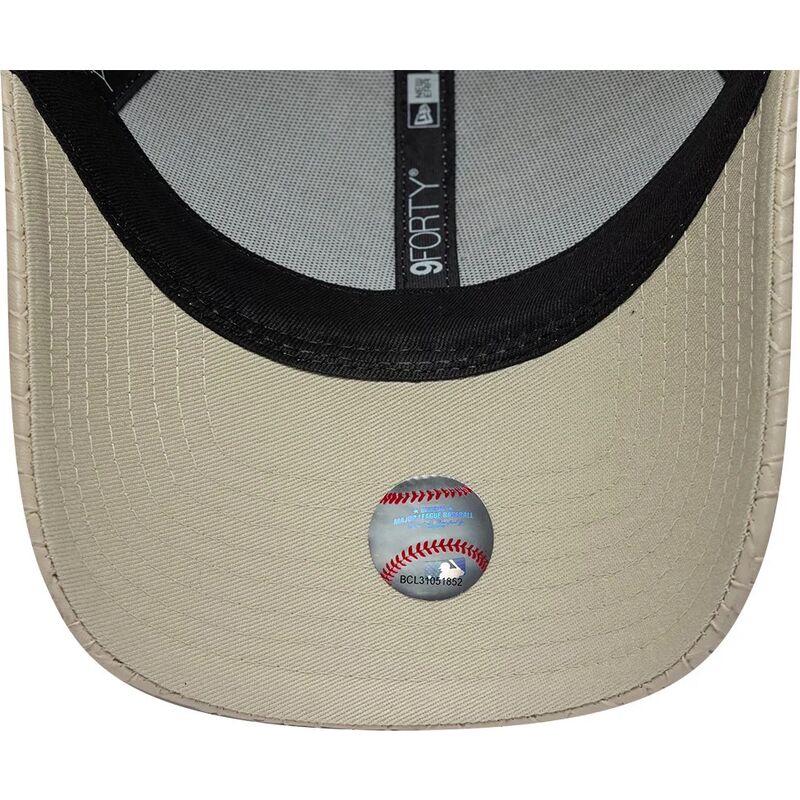 mutsid-kumer-beez-reguleeritav-9forty-pu-weave-new-york-yankees-mlb-new-era