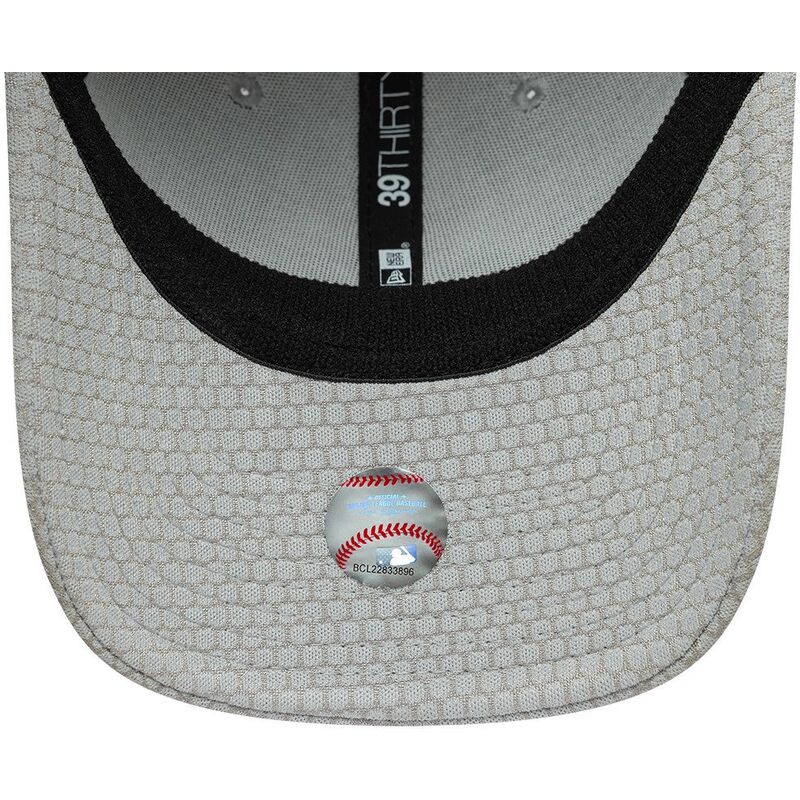 mutsid-kumer-hall-liibuv-39thirty-stretch-mesh-new-york-yankees-mlb-new-era