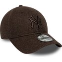 mutsid-kumer-pruun-snapback-9forty-winter-new-york-yankees-mlb-new-era