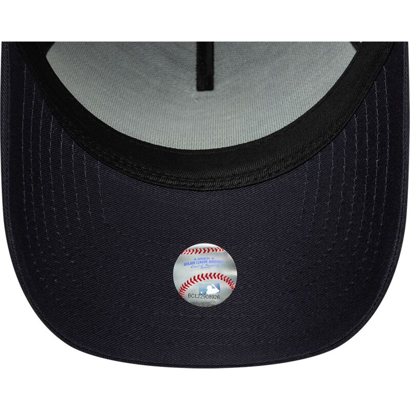 mutsid-kumer-meresinine-snapback-9forty-dorado-e-frame-metallic-outline-los-angeles-dodgers-mlb-new-era mutsid-kumer-meresinine-snapback-9forty-dorado-e-frame-metallic-outline-los-angeles-dodgers-mlb-new-era