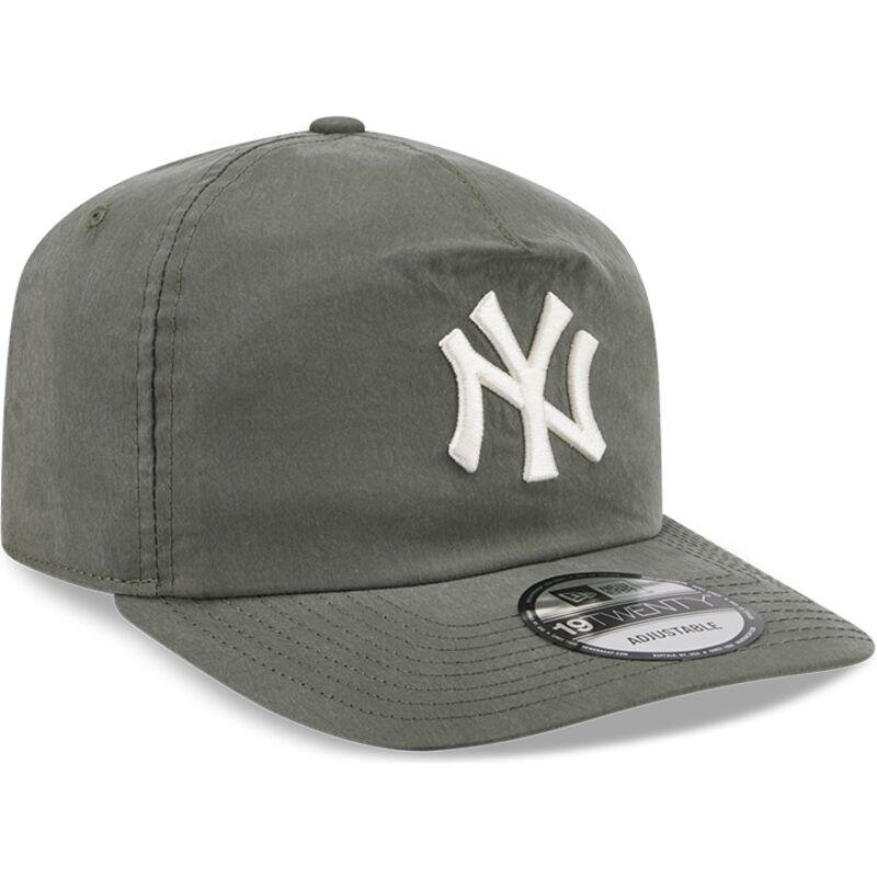 mutsid-kumer-roheline-snapback-19twenty-precurved-new-york-yankees-mlb-new-era
