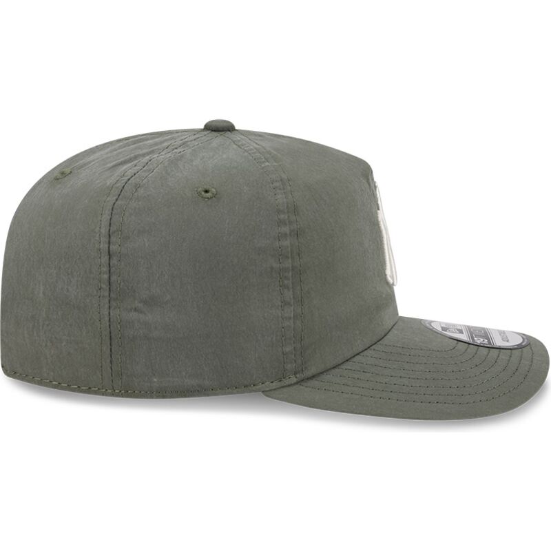 mutsid-kumer-roheline-snapback-19twenty-precurved-new-york-yankees-mlb-new-era