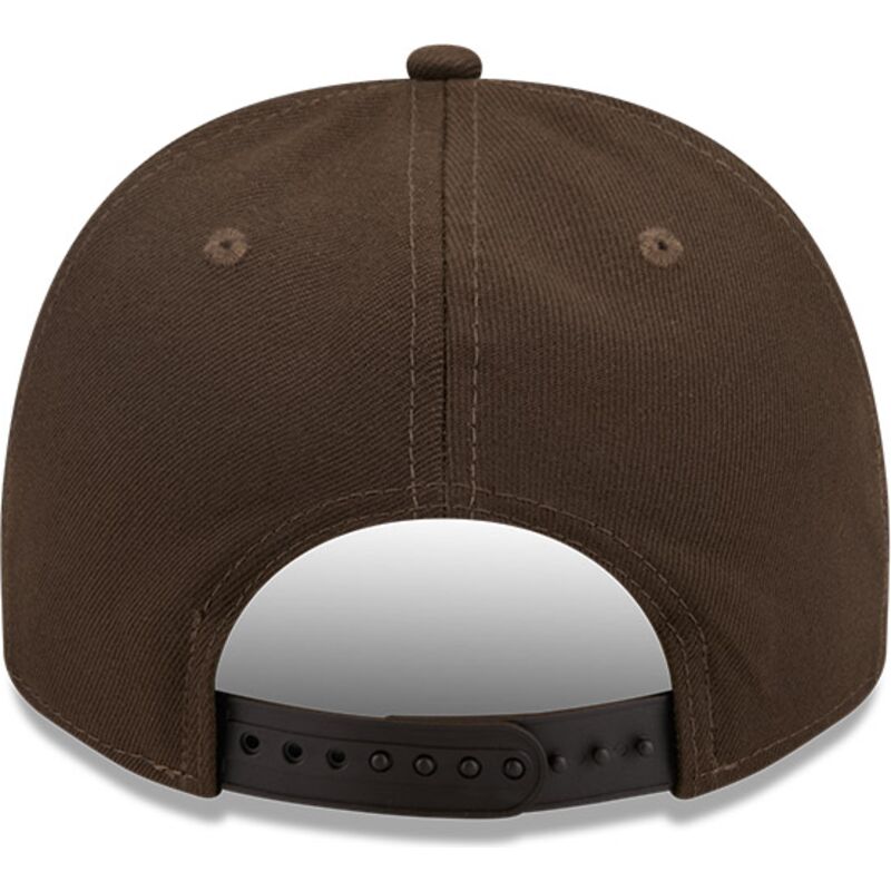mutsid-kumer-pruun-snapback-9fifty-a-frame-precurved-visor-pin-chicago-white-sox-mlb-new-era mutsid-kumer-pruun-snapback-9fifty-a-frame-precurved-visor-pin-chicago-white-sox-mlb-new-era