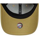 mutsid-kumer-khaki-reguleeritav-9forty-league-essential-new-york-yankees-mlb-new-era