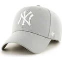 cap-kumer-gray-adjustable-strap-new-york-yankees-mlb-47-brand